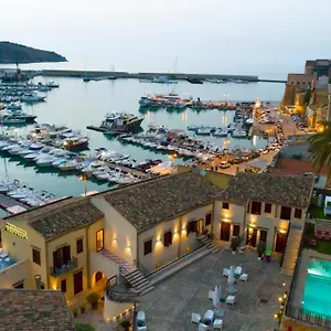 https://cetarium.sicilyhotelsitaly.net